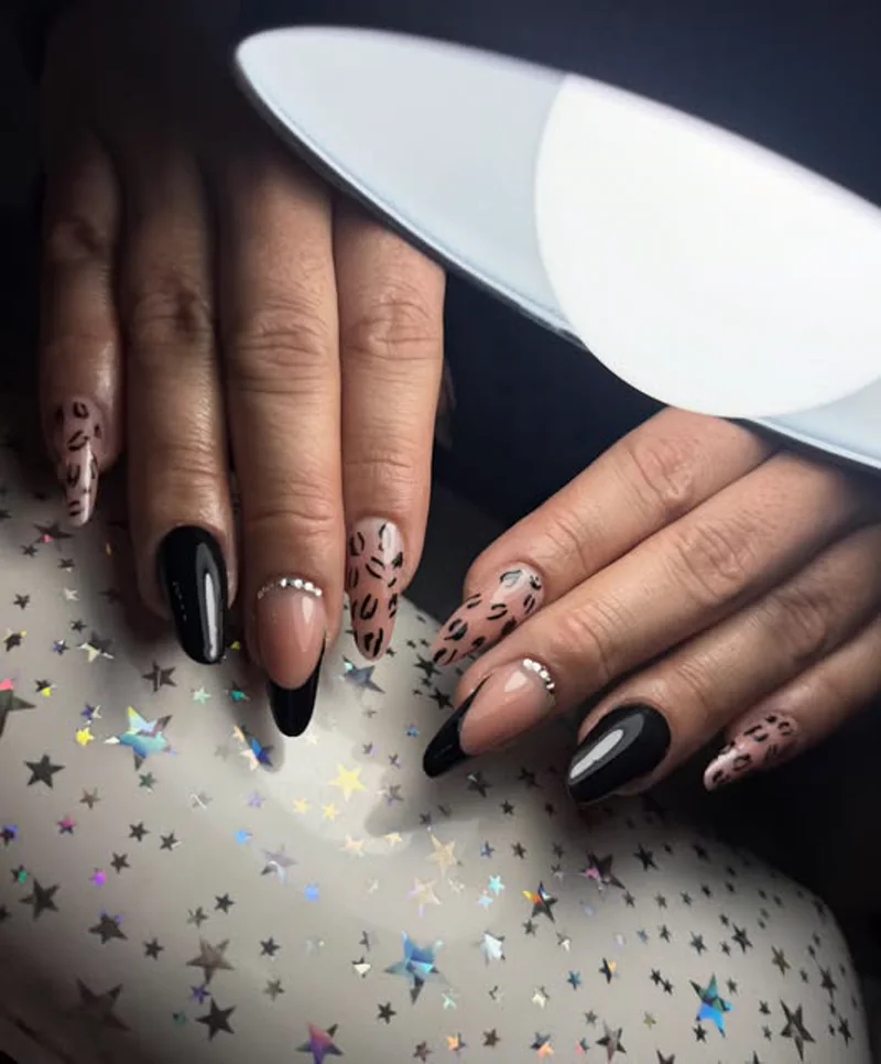 Uñas: Negro y leopardo